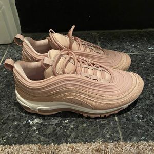 Light Pink AirMax 95